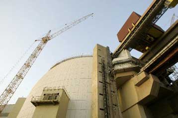 Έξι νέους πυρηνικούς αντιδραστήρες διατίθεται να κατασκευάσει η Ρωσία στο Ιράν