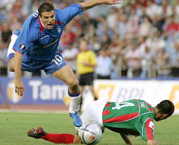 Ο 25χρονος Τονέλ υποψήφιος να καλύψει το κενό που άφησε ο Αλβες στην ΑΕΚ