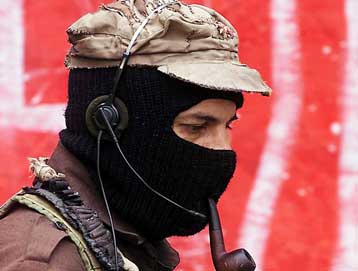 Την ανάληψη «πολιτικής πρωτοβουλίας» ανακοίνωσε ο ηγέτης των Ζαπατίστας