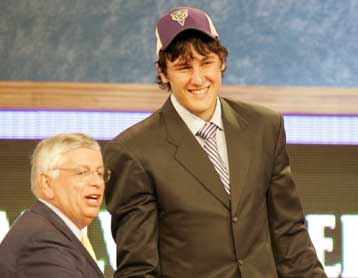 Στην κορυφή του ντραφτ του ΝΒΑ ο 20χρονος Αυστραλός Αντριου Μπόγκουτ