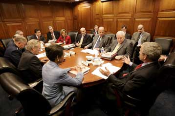 Εβδομήντα νέα μέτρα κατά τρομοκρατίας και όπλων μαζικής καταστροφής εφαρμόζουν οι ΗΠΑ