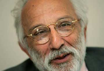 Απάντηση Λυκουρέζου και ΕΠΑΕ σε ΑΕΚ και Τύπο