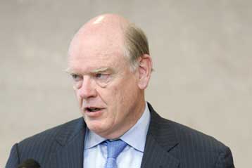 Τη δέσμευση των περιουσιακών στοιχείων στις ΗΠΑ του Σύρου ΥΠΕΣ διέταξε η Ουάσινγκτον