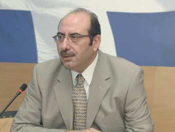 Επίθεση ΠΑΣΟΚ για τη διαφημιστική εκστρατεία της κυβέρνησης επί του ασφαλιστικού