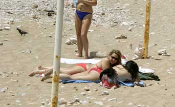 Στους 39 βαθμούς Κελσίου σκαρφαλώνει ο υδράργυρος από την Παρασκευή