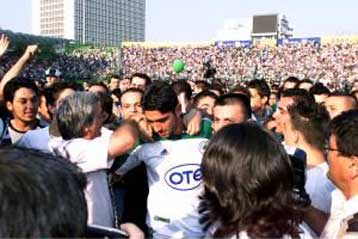 Μεταξύ Μπενζά, Κωνσταντίνου ο Ολυμπιακός-Αποχαιρέτησε τον Παναθηναϊκό ο Κύπριος