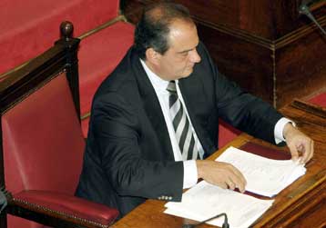 Δεύτερες σκέψεις στην κυβέρνηση για το ρυθμό των αλλαγών μετά την παρέμβαση Έβερτ