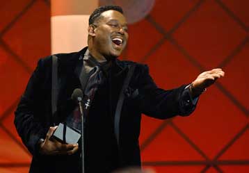 Την τελευταία του πνοή άφησε ο τραγουδιστής της σόουλ Λούθερ Βάντρος