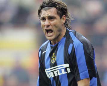 Και ο Ολυμπιακός φέρεται να ενδιαφέρεται για τον «ελεύθερο» Βιέρι