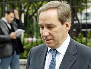 Πτώση στη δημοτικότητα κορυφαίων υπουργών φέρνουν οι μεταρρυθμίσεις