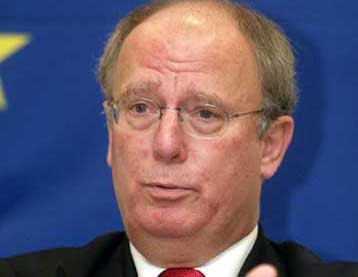 Σε κατάργηση και του προηγούμενου νόμου για τον «βασικό μέτοχο» οδηγείται η κυβέρνηση