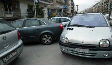 Ικανοποιητικές αποδόσεις στην ελληνική αγορά αυτοκινήτου το 2004