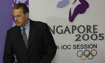 Την Τετάρτη ανακοινώνεται στη Σιγκαπούρη η «οικοδέσποινα» των Ολυμπιακών Αγώνων 2012