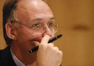 Μείωση επιχορηγήσεων στους δημόσιους οργανισμούς από το υπουργείο Οικονομικών