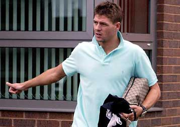 Η Λίβερπουλ ανακοίνωσε την αποχώρηση του Τζέραρντ, που εξήγησε ότι «αναγκάστηκε»