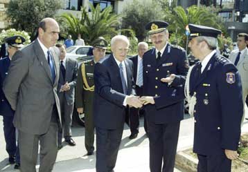 Το Επιχειρησιακό Κέντρο Συντονισμού της Πυροσβεστικής επισκέφθηκε ο Κ.Παπούλιας