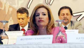 «Όχι» στη διεύρυνση του ωραρίου των καταστημάτων λένε οι νομάρχες