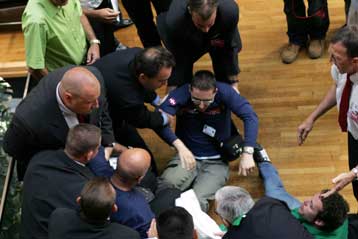 Επεισόδιο με τρεις ευρωβουλευτές που ζητούν ανεξαρτησία για τον ιταλικό βορρά