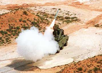 Πόλεμος δηλώσεων ΠΑΣΟΚ – ΥΕΘΑ για τη νέα σύμβαση των πυραύλων TOR-Μ1