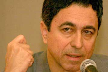 Παραίτηση του καλλιτεχνικού διευθυντή της Εθνικής Λυρικής Σκηνής Λ.Καρυτινού