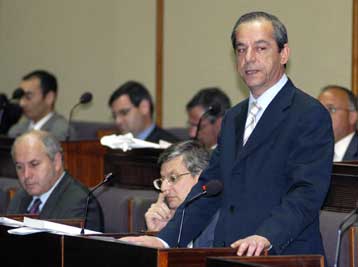 Η Μάλτα γίνεται η 12η χώρα της ΕΕ που επικυρώνει το Ευρωσύνταγμα