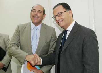 Σε επιτάχυνση των αλλαγών στις εργασιακές σχέσεις προχωρεί η κυβέρνηση