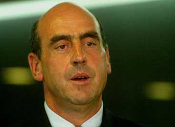 Η Ελλάδα παραμένει μια εξαιρετικά ασφαλής χώρα, διαβεβαιώνει ο Γ.Βουλγαράκης