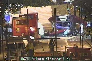 Σύσσωμος ο βρετανικός και ευρωπαϊκός Τύπος καταδικάζουν τις τρομοκρατικές επιθέσεις