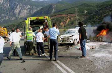 Αδιευκρίνιστα τα αίτια της νέας πολύνεκρης καραμπόλας στο πέταλο του Μαλιακού