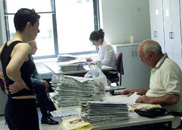 Νέο γύρος ταλαιπωρίας για χιλιάδες φορολογούμενους λόγω του εντύπου Ε9