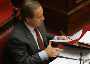 Σοβαρές αρνητικές παραμέτρους εντοπίζει στο νομοσχέδιο για τις Συμπράξεις η ΟΚΕ