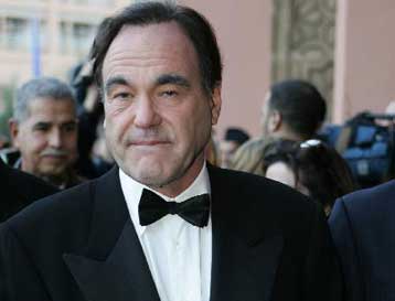 Η κατάρρευση των Δίδυμων Πύργων, το θέμα της νέας ταινίας του Όλιβερ Στόουν