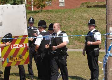 Τέσσερις Βρετανοί πακιστανικής καταγωγής θεωρούνται δράστες των επιθέσεων στο Λονδίνο