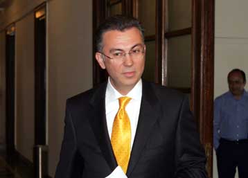 Προέχει ο σεβασμός του Συντάγματος, δηλώνει ο Θ.Ρουσόπουλος για ηλεκτρονικό «φακέλωμα»