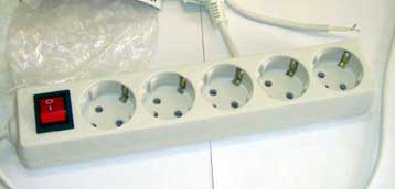 Αποσύρεται από την ελληνική αγορά κινέζικο πολύπριζο