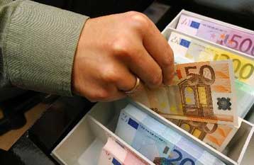 Αύξηση του ταμειακού ελλείμματος στο 6,5% του ΑΕΠ το πρώτο εξάμηνο