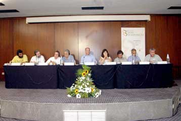 Η κυβέρνηση εξυπηρετεί τα συμφέροντα των λίγων, είπε ο Γ.Παπανδρέου από το Ρέθυμνο