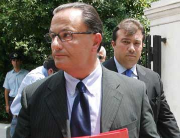 Εγκρίθηκαν από την Κυβερνητική Επιτροπή οι αλλαγές σε 8ωρο και υπερωρίες