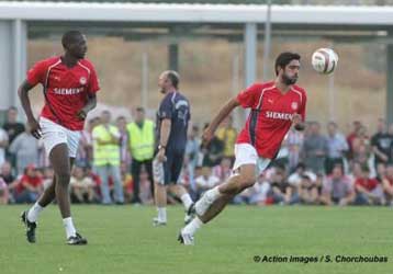 «Πλημμύρισαν» οι εγκαταστάσεις του Ρέντη από τη… λαοθάλασσα