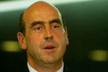 Έτοιμο το νομοσχέδιο για την άρση του απορρήτου των επικοινωνιών