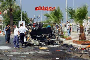 Αυστηρότερα μέτρα ασφάλειας στα τουρκικά θέρετρα μετά την επίθεση στο Κουσάντασι