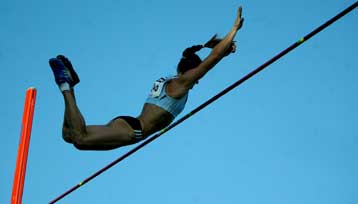 Πλησιάζει το «φράγμα» των 5 μέτρων η Ισινμπάγεβα, υπερέβη τα 4.95μ στην Μαδρίτη