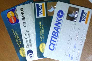 Στo 33% του ΑΕΠ το συνολικό χρέος των νοικοκυριών προς τα πιστωτικά ιδρύματα