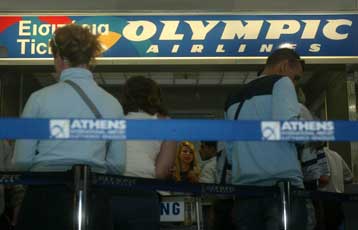 Προβλήματα στα αεροδρόμια την Παρασκευή λόγω κινητοποίησης συμβασιούχων στις ΟΑ