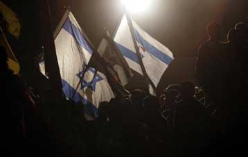 Πιθανή επίσπευση της ισραηλινής απόσυρσης από τη Γάζα υπό το βάρος των διαδηλώσεων