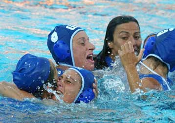 Ανετη νίκη για τα κορίτσια του πόλο, 14-4 το Ουζμπεκιστάν