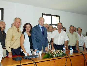 Βολές Παπανδρέου κατά κυβέρνησης για τουρισμό, οικονομική και αγροτική πολιτική