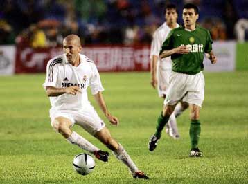 Φιλικές νίκες για Μάντσεστερ και Ρεάλ στην Ασία