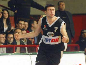 Από τον ΠΑΟΚ στην Μάλαγα ο Βασιλειάδης