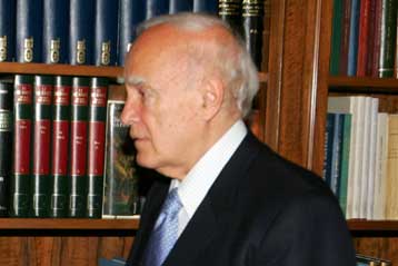 Τριάντα ένα χρόνια από την αποκατάσταση της Δημοκρατίας στην Ελλάδα